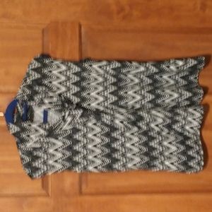 Candid Soul women's size XL(fits more like a L) tie around neck blouse